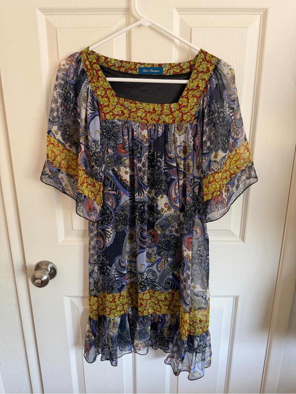 Kim’s Boutique Paisley and Floral Tunic Dress. Flowy. Artsy Boho Fairycore